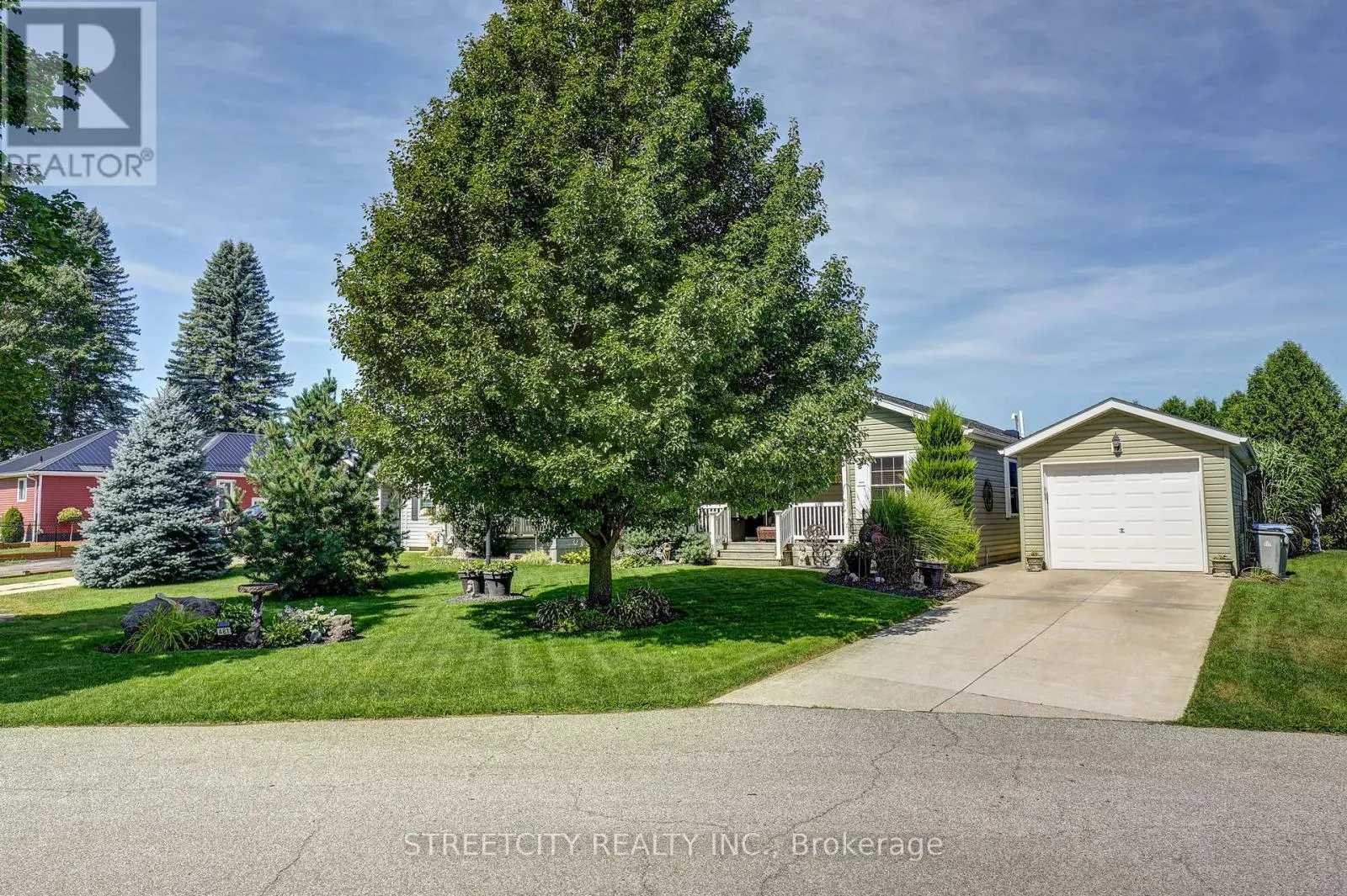 481 RICHARD CRESCENT