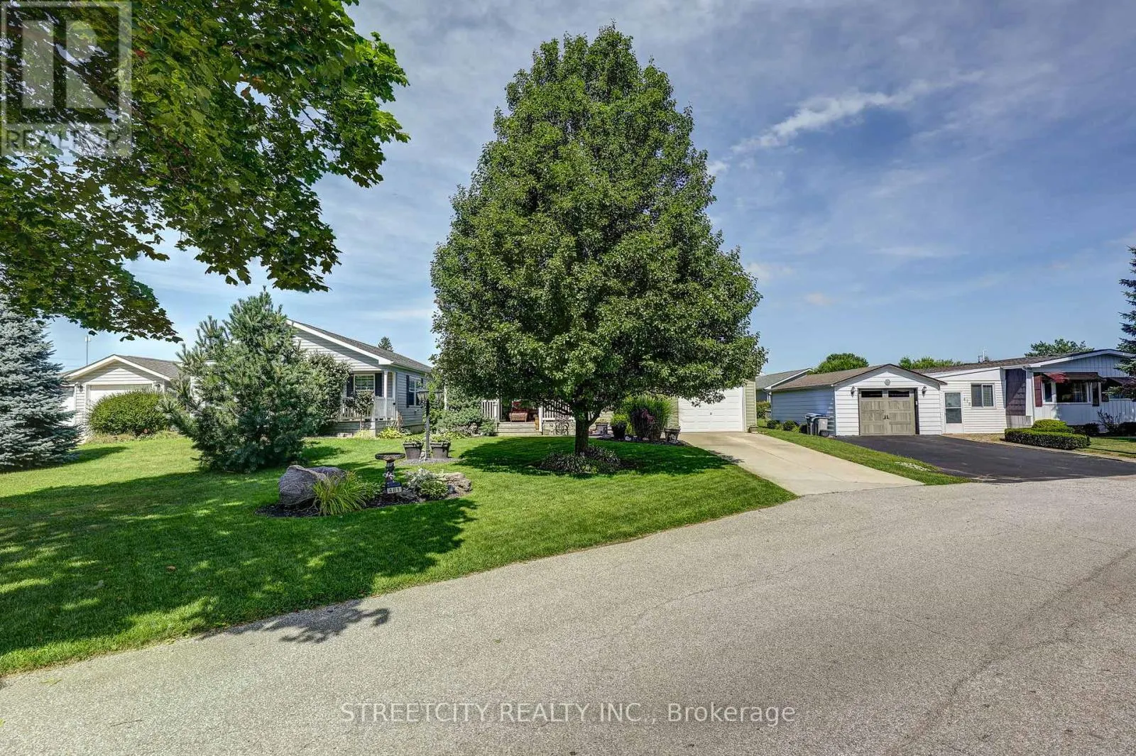 481 RICHARD CRESCENT