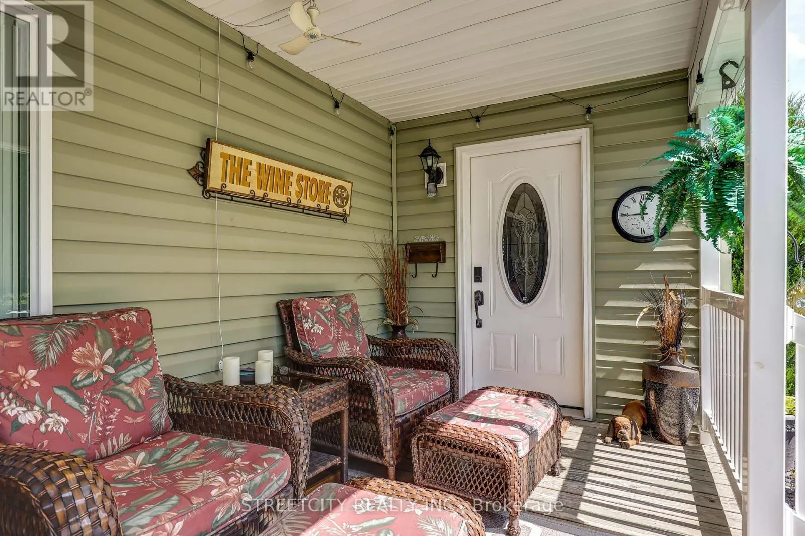 481 RICHARD CRESCENT
