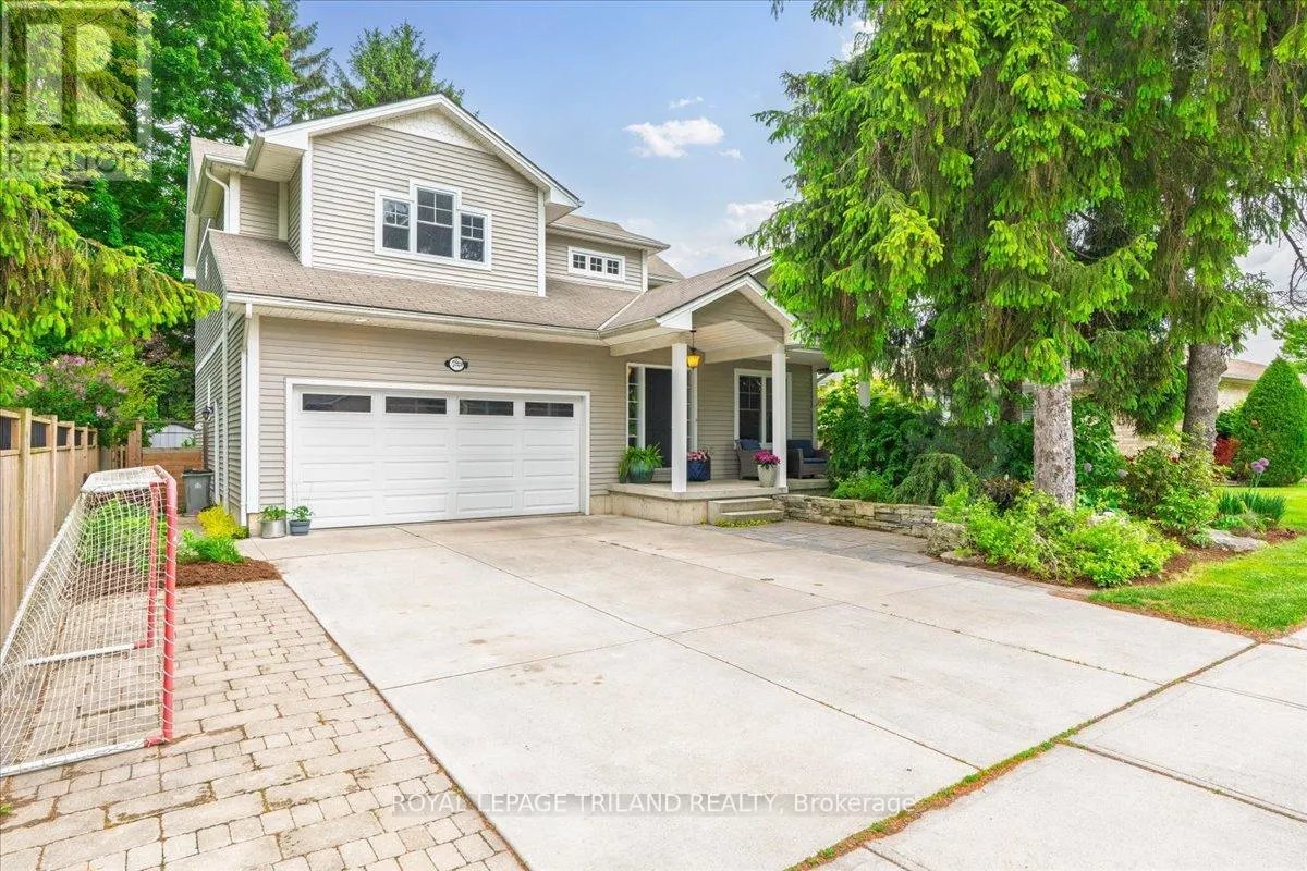 215 DERUITER DRIVE
