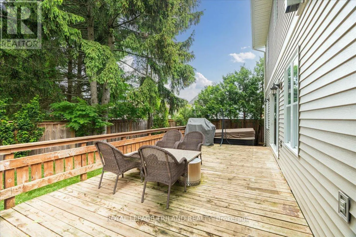215 DERUITER DRIVE