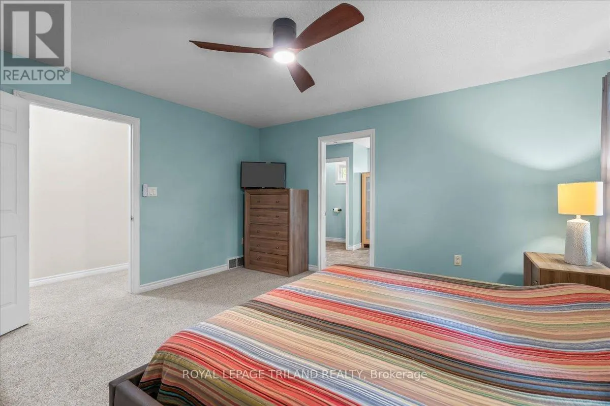 215 DERUITER DRIVE