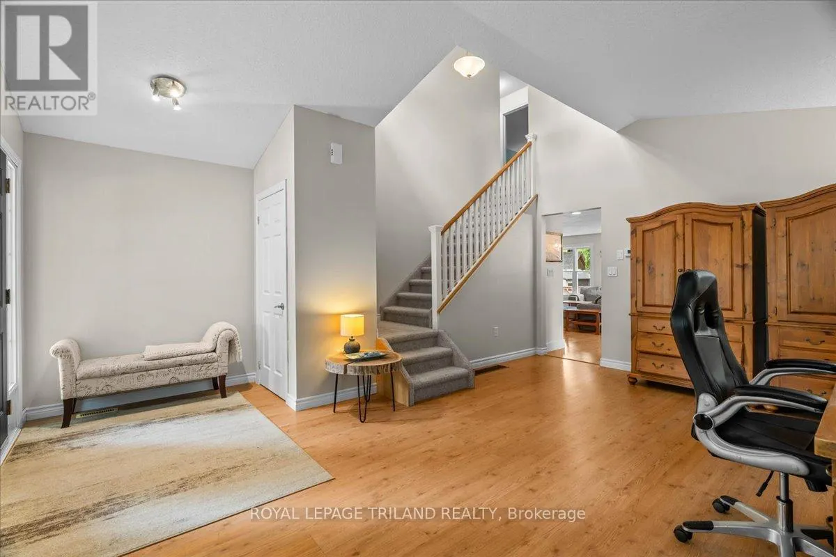 215 DERUITER DRIVE