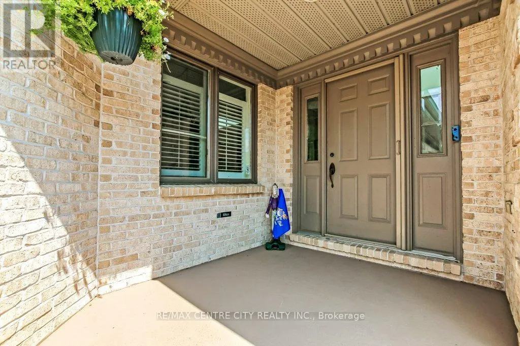 27 - 1200 RIVERSIDE DRIVE, #27