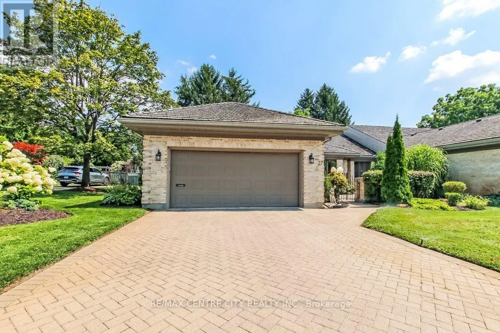 27 - 1200 RIVERSIDE DRIVE, #27