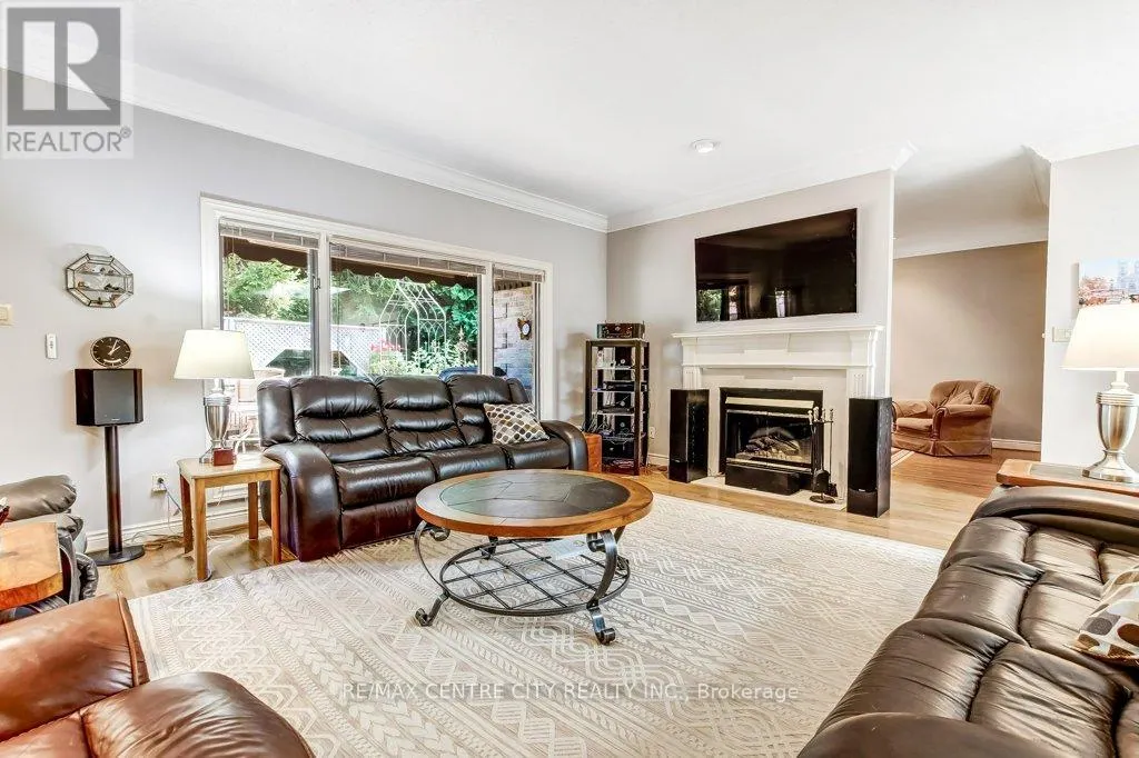 27 - 1200 RIVERSIDE DRIVE, #27