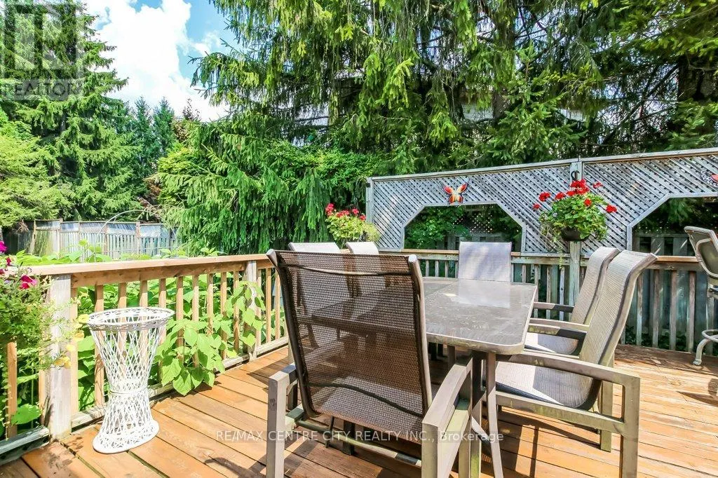 27 - 1200 RIVERSIDE DRIVE, #27