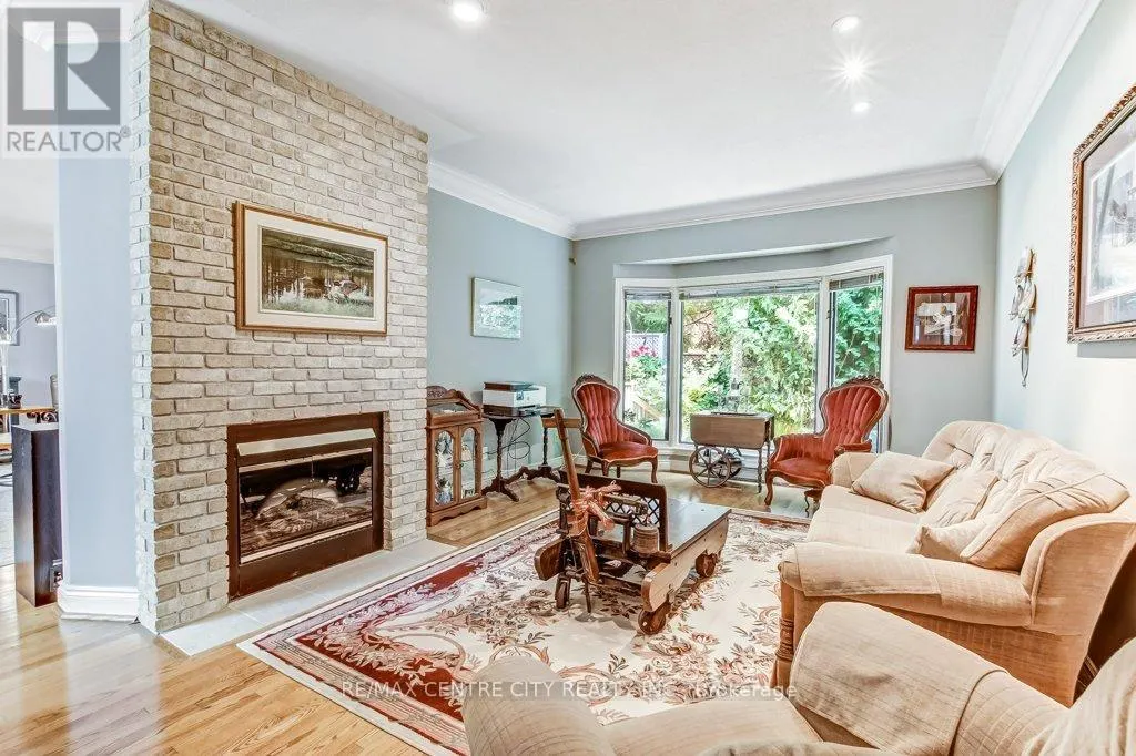 27 - 1200 RIVERSIDE DRIVE, #27