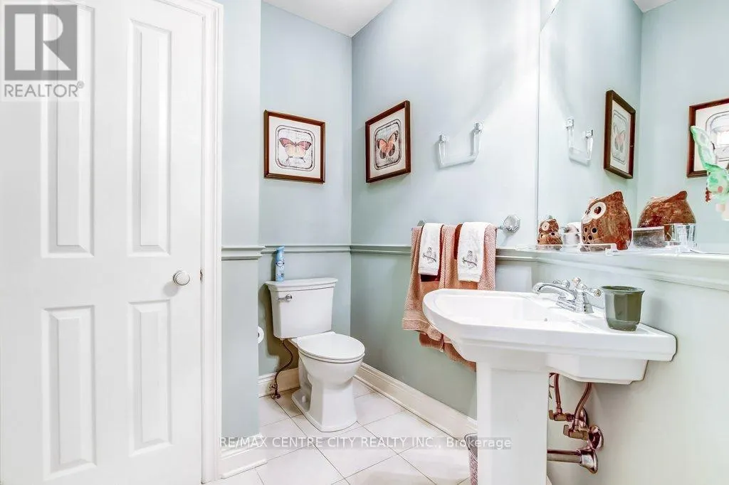 27 - 1200 RIVERSIDE DRIVE, #27