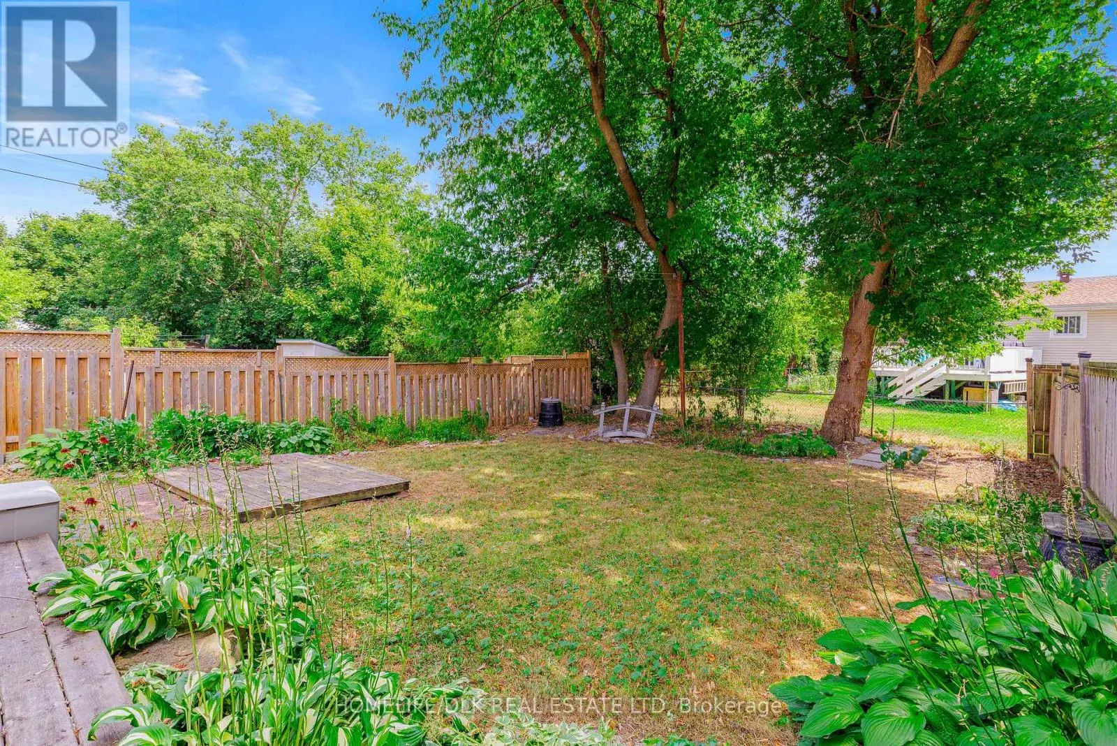 751 LAURIER BOULEVARD