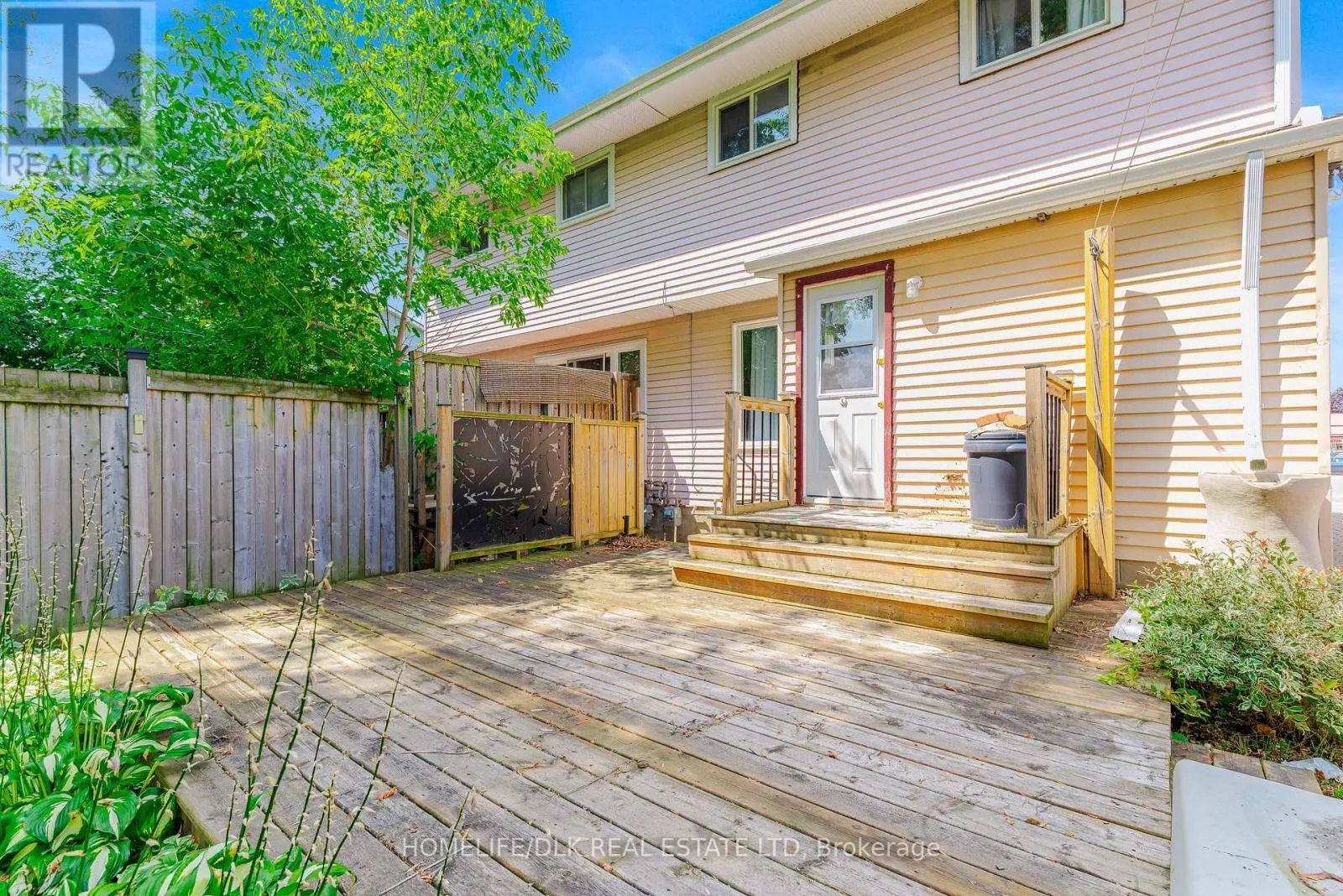 751 LAURIER BOULEVARD