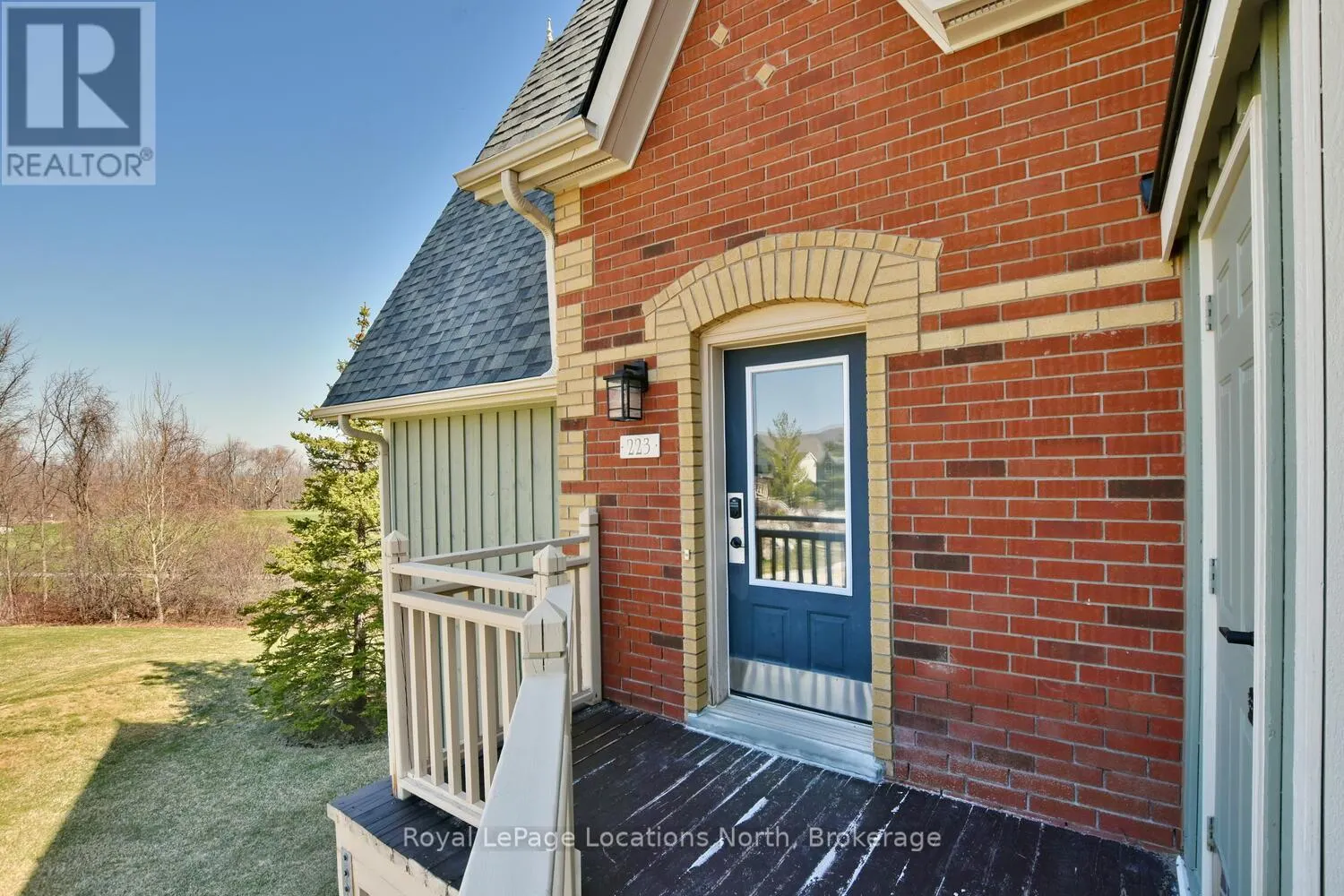 223 - 170 SNOWBRIDGE WAY, #223