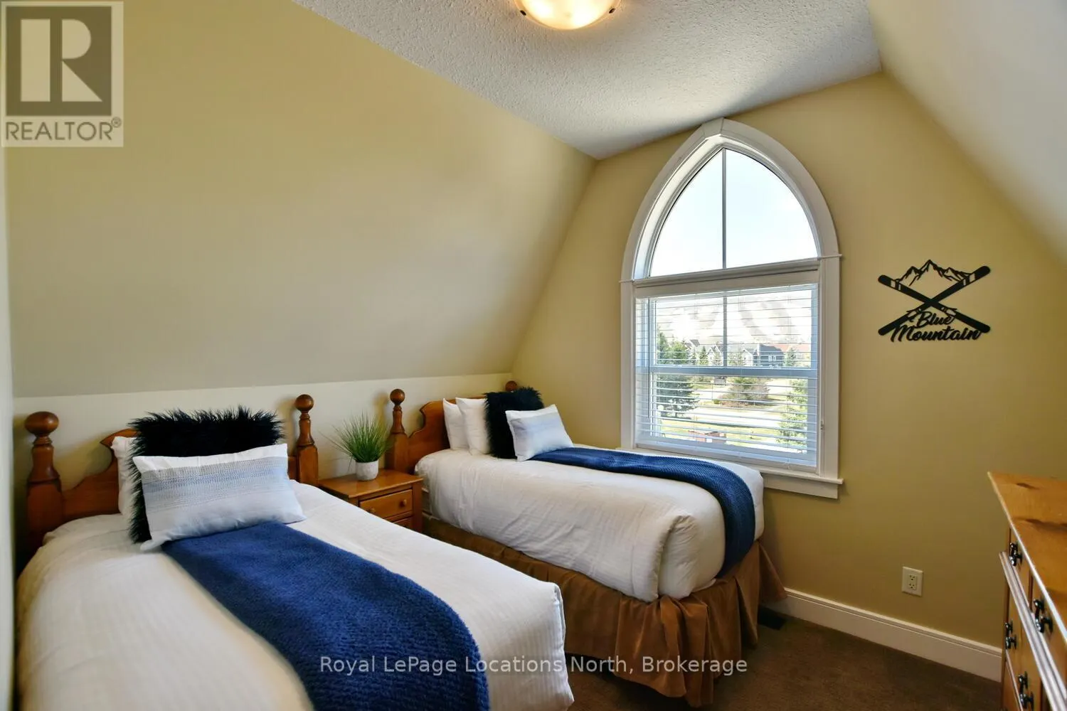223 - 170 SNOWBRIDGE WAY, #223