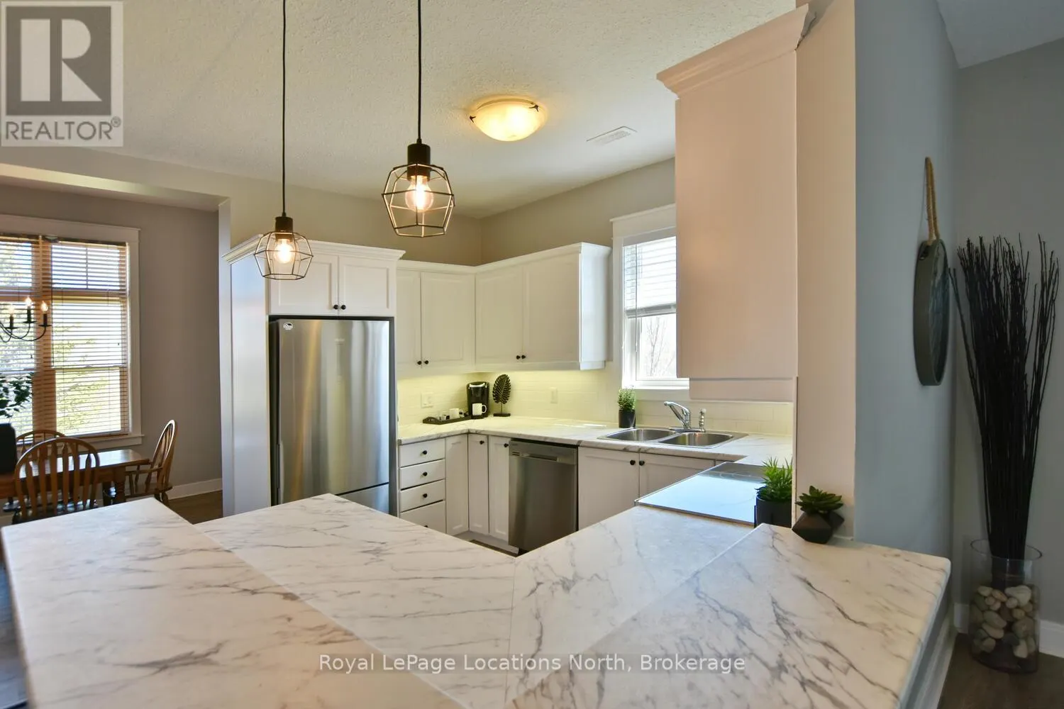 223 - 170 SNOWBRIDGE WAY, #223