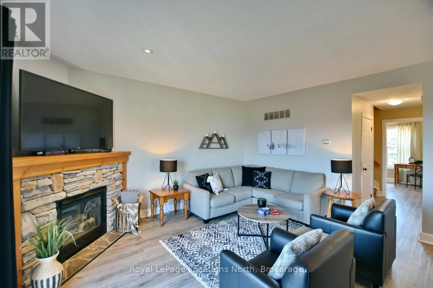 223 - 170 SNOWBRIDGE WAY, #223