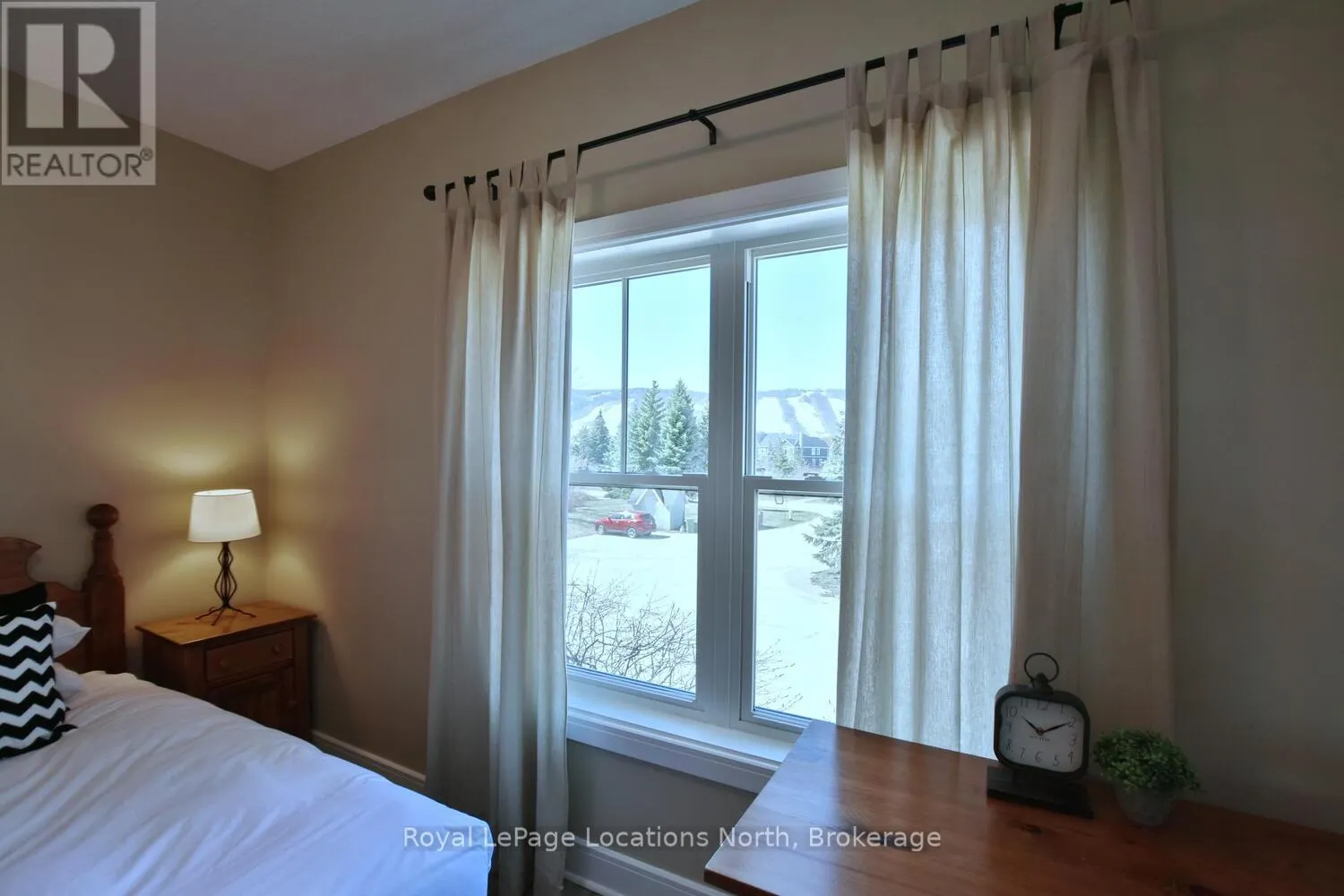 223 - 170 SNOWBRIDGE WAY, #223