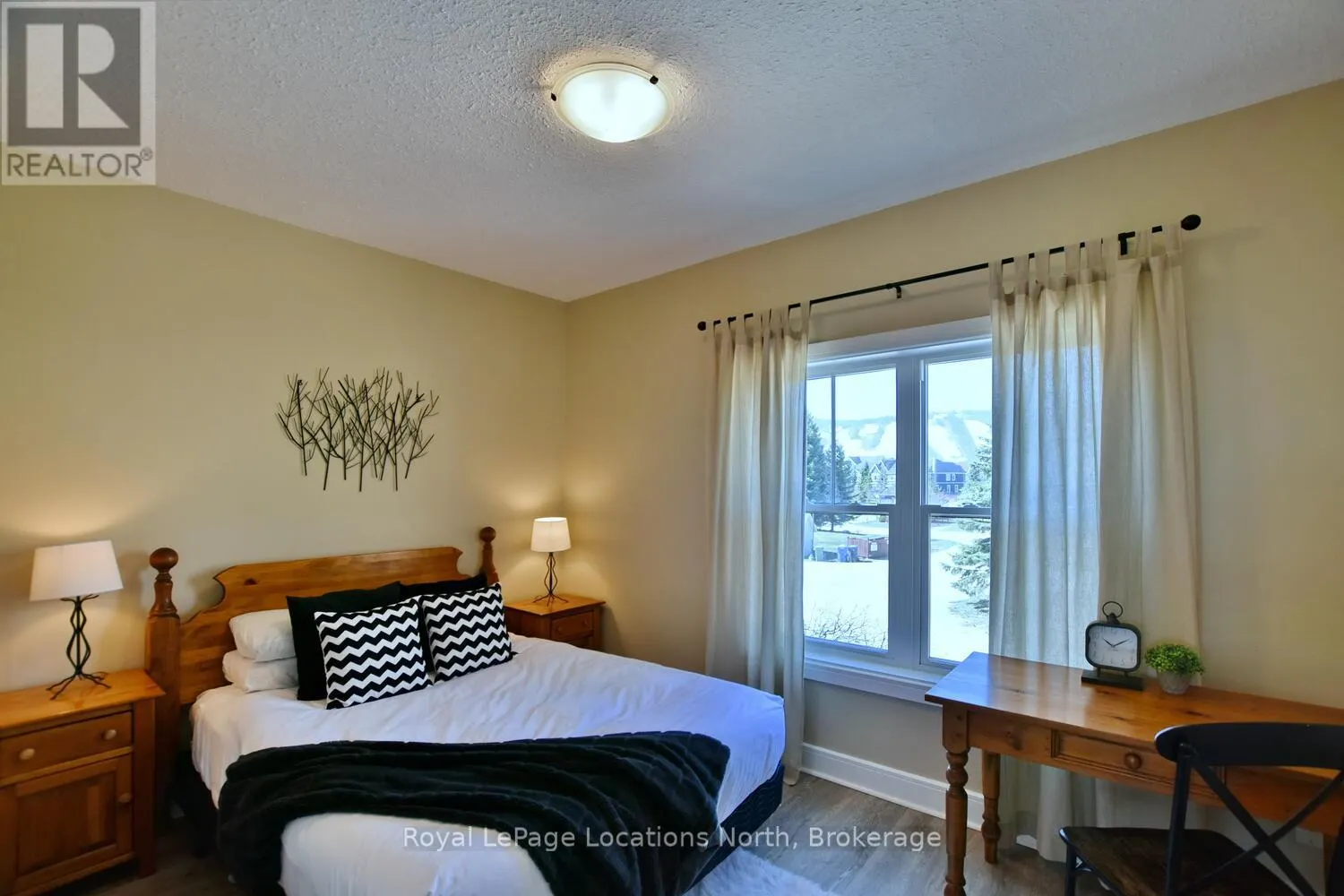 223 - 170 SNOWBRIDGE WAY, #223