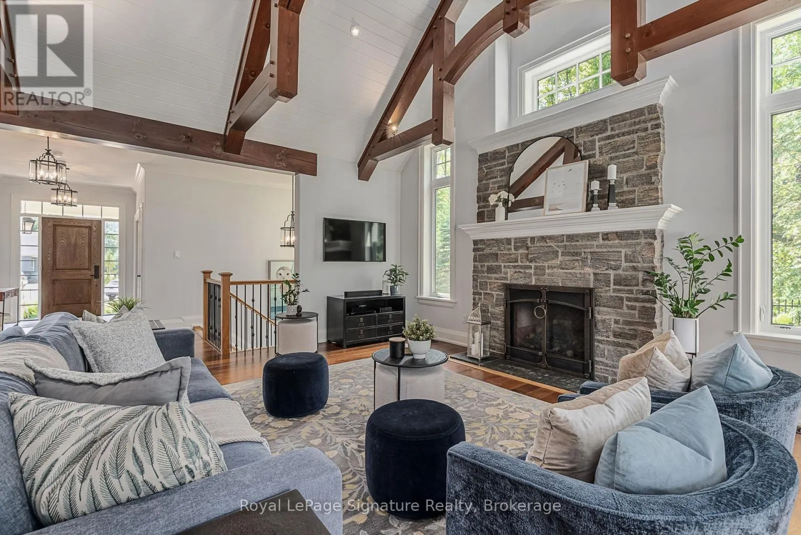 108 HOGGARD COURT
