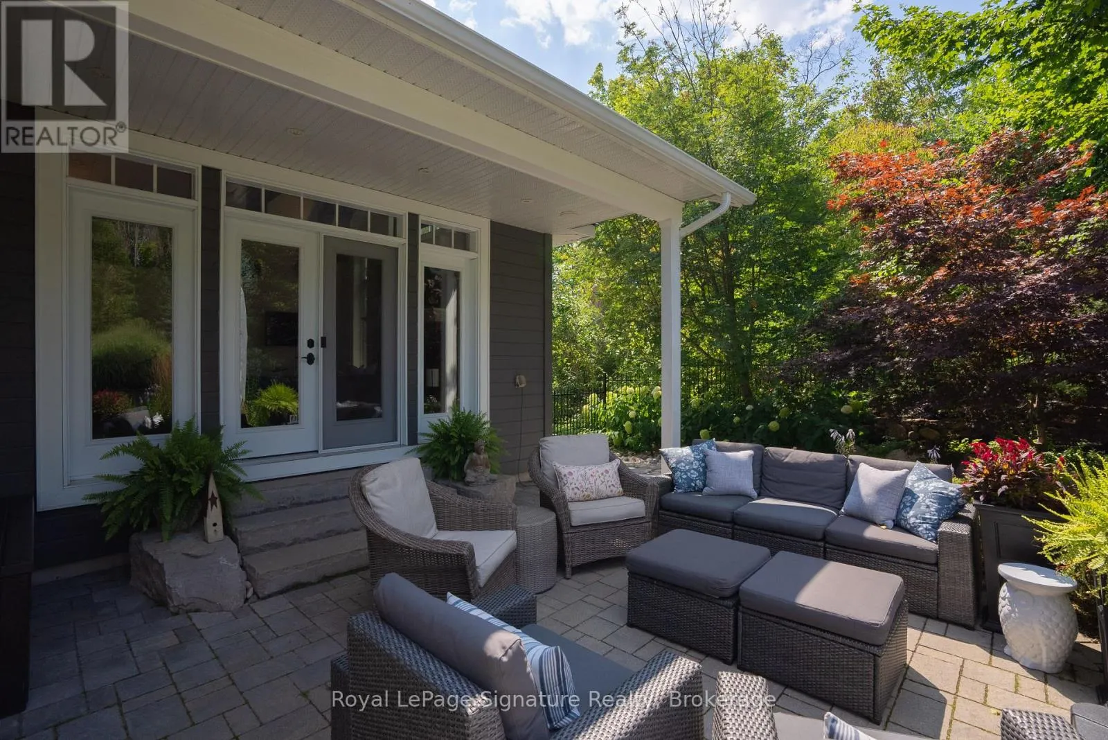 108 HOGGARD COURT