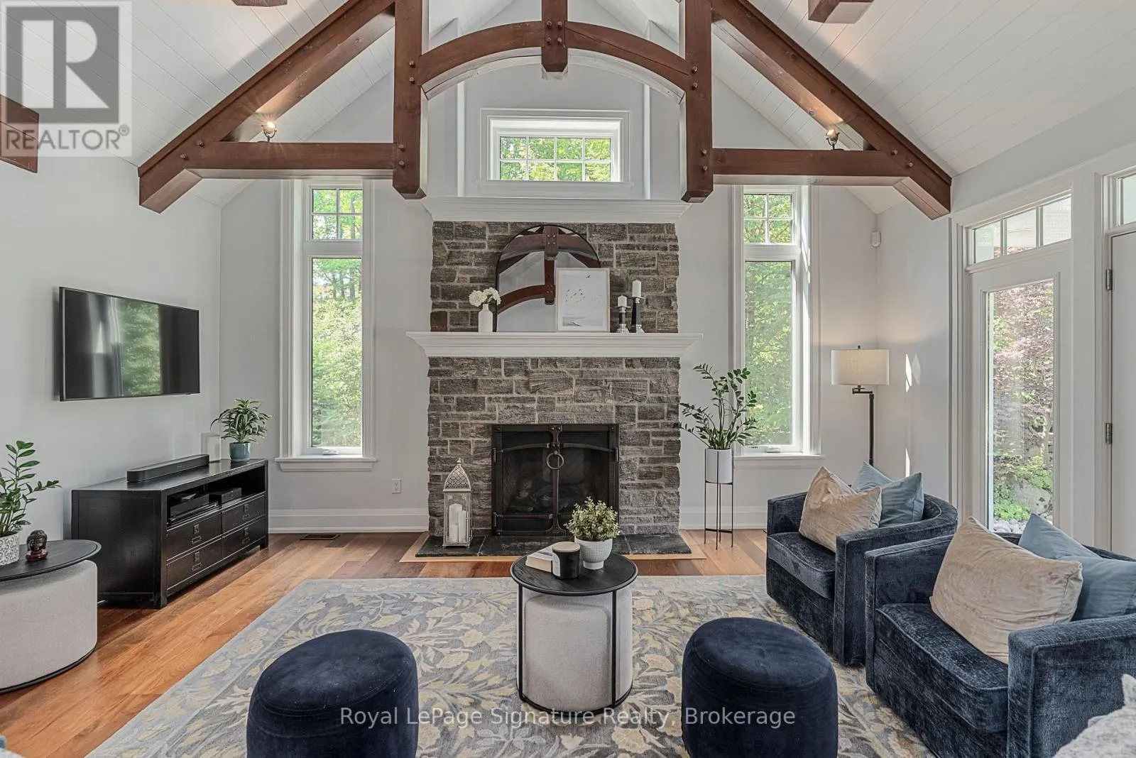 108 HOGGARD COURT