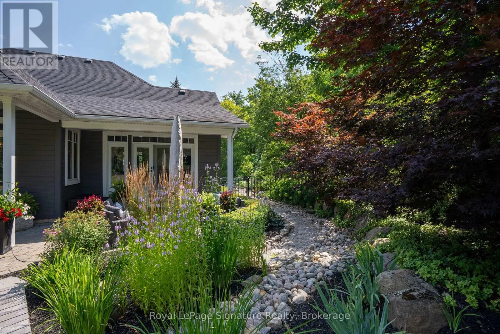 108 HOGGARD COURT