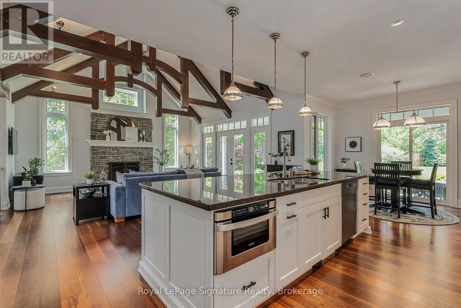 108 HOGGARD COURT