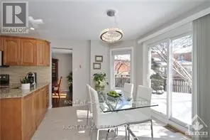 33 NORWICH WAY
