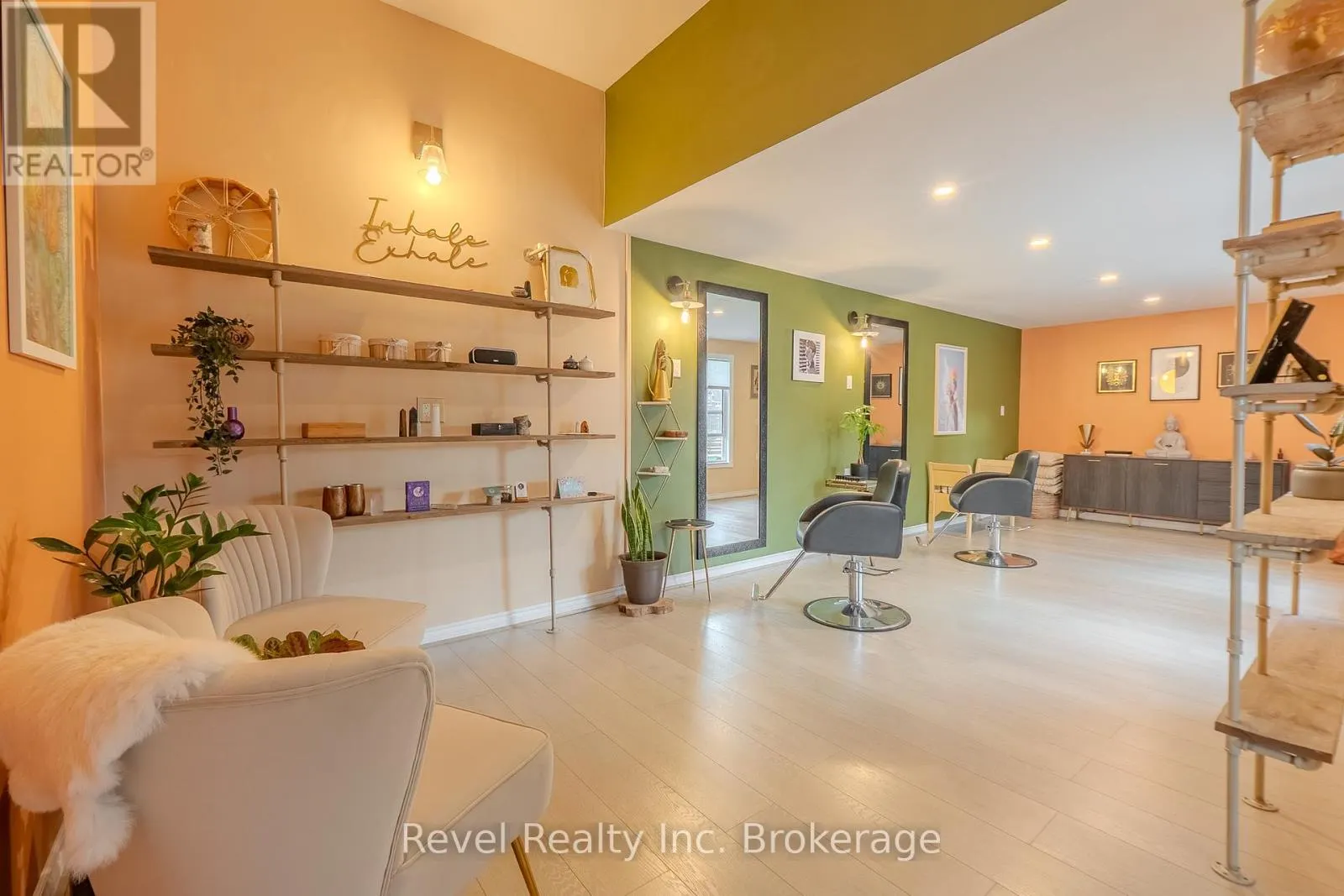 1006 FRASER STREET