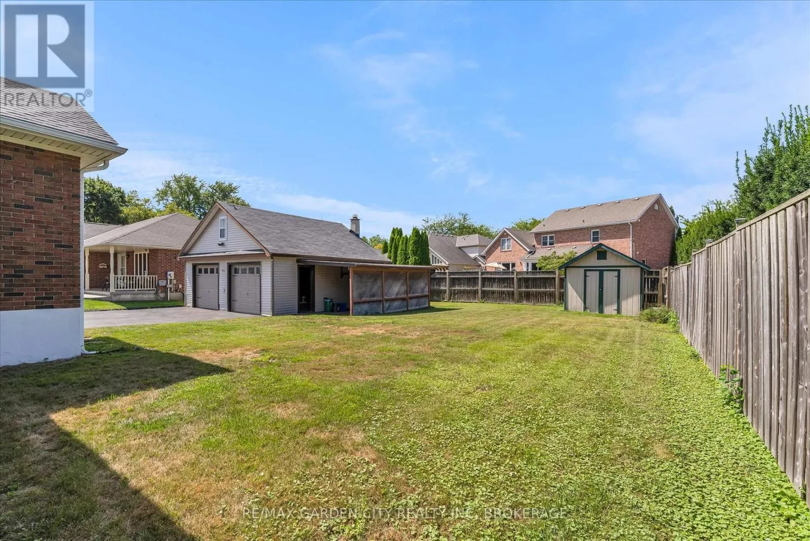 605 BUNTING ROAD