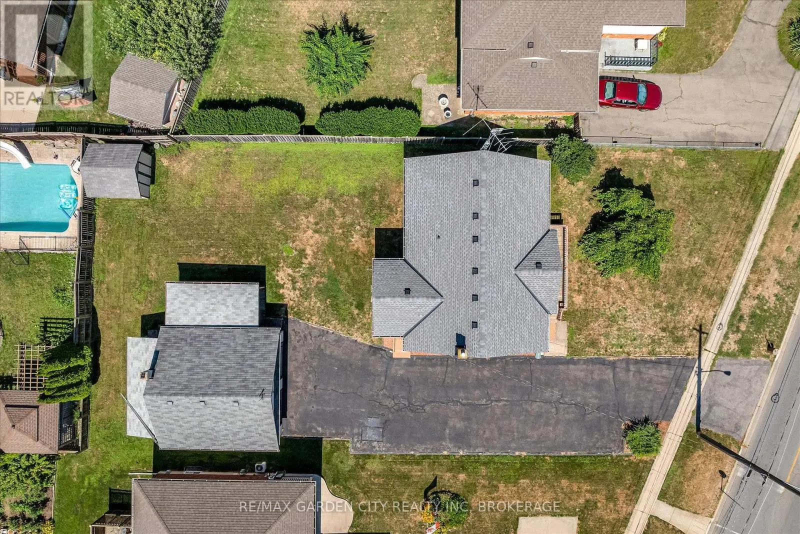 605 BUNTING ROAD
