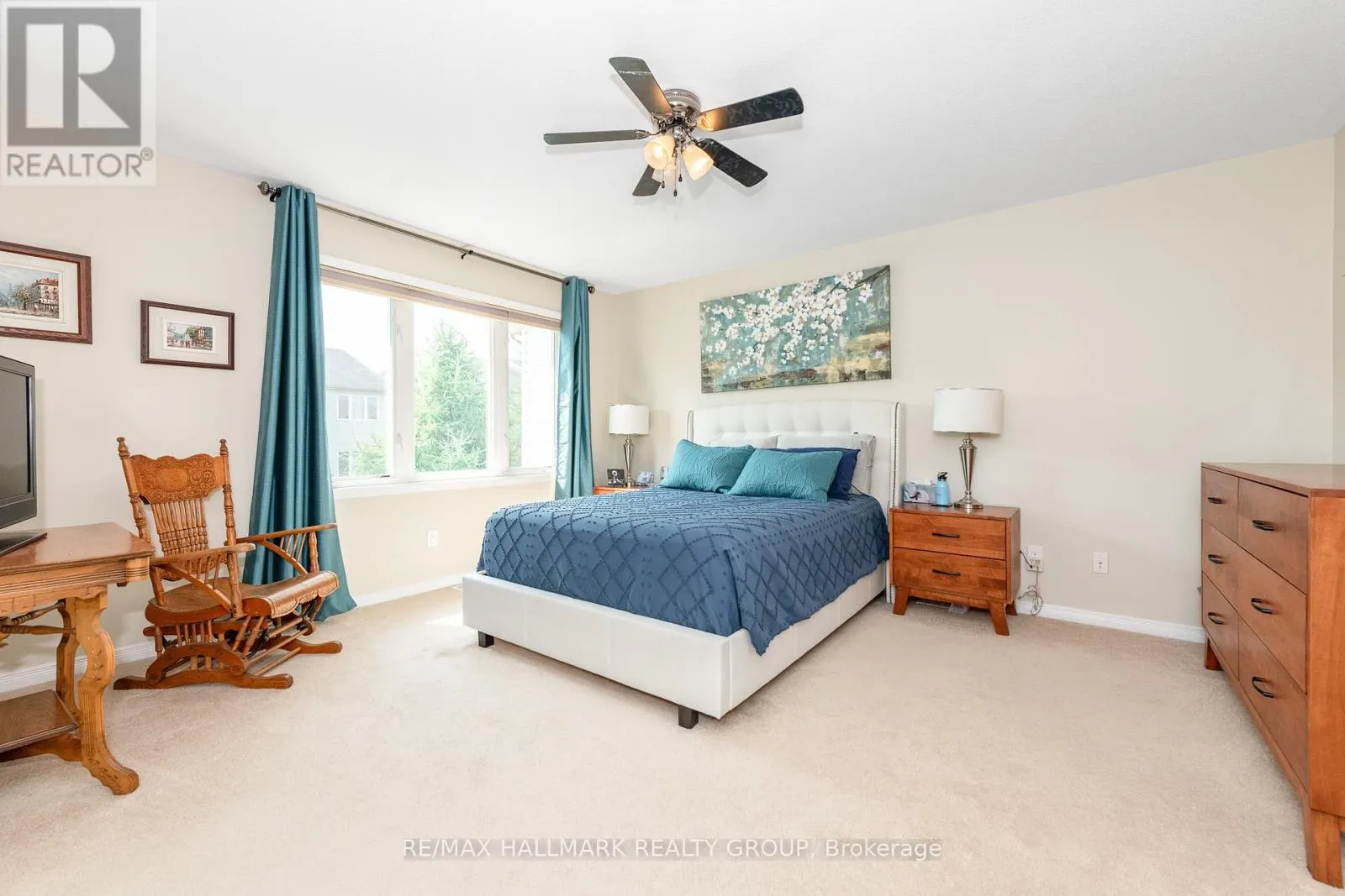 261 PARKROSE PRIVATE