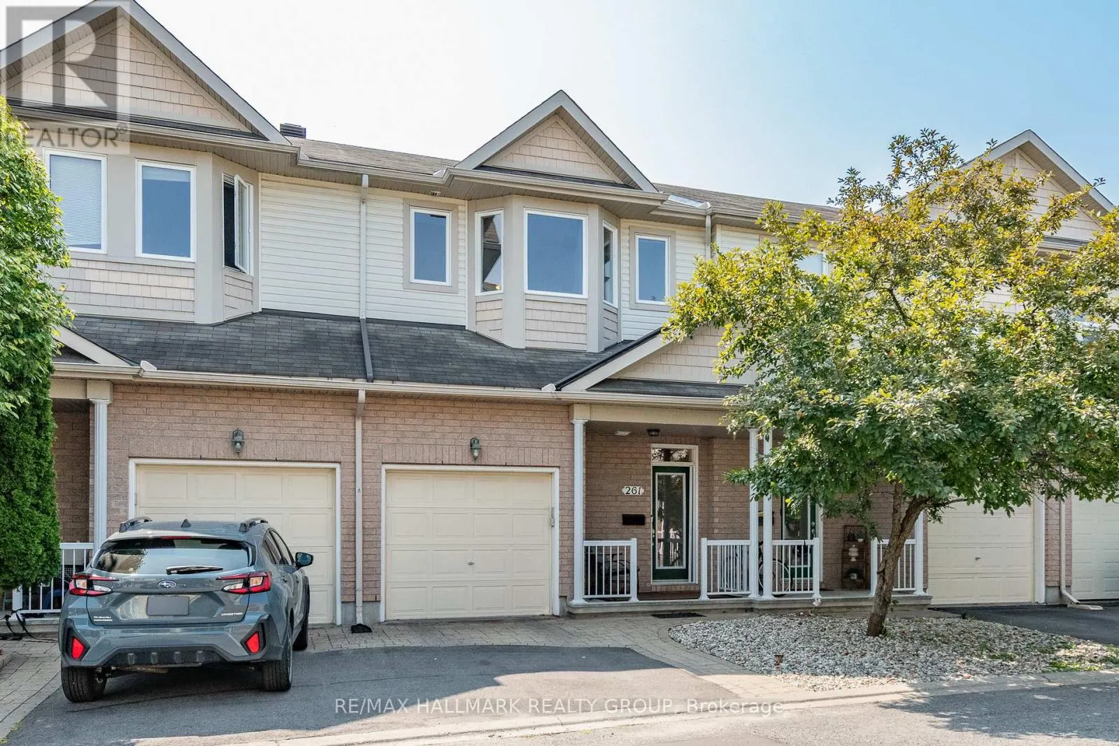 261 PARKROSE PRIVATE