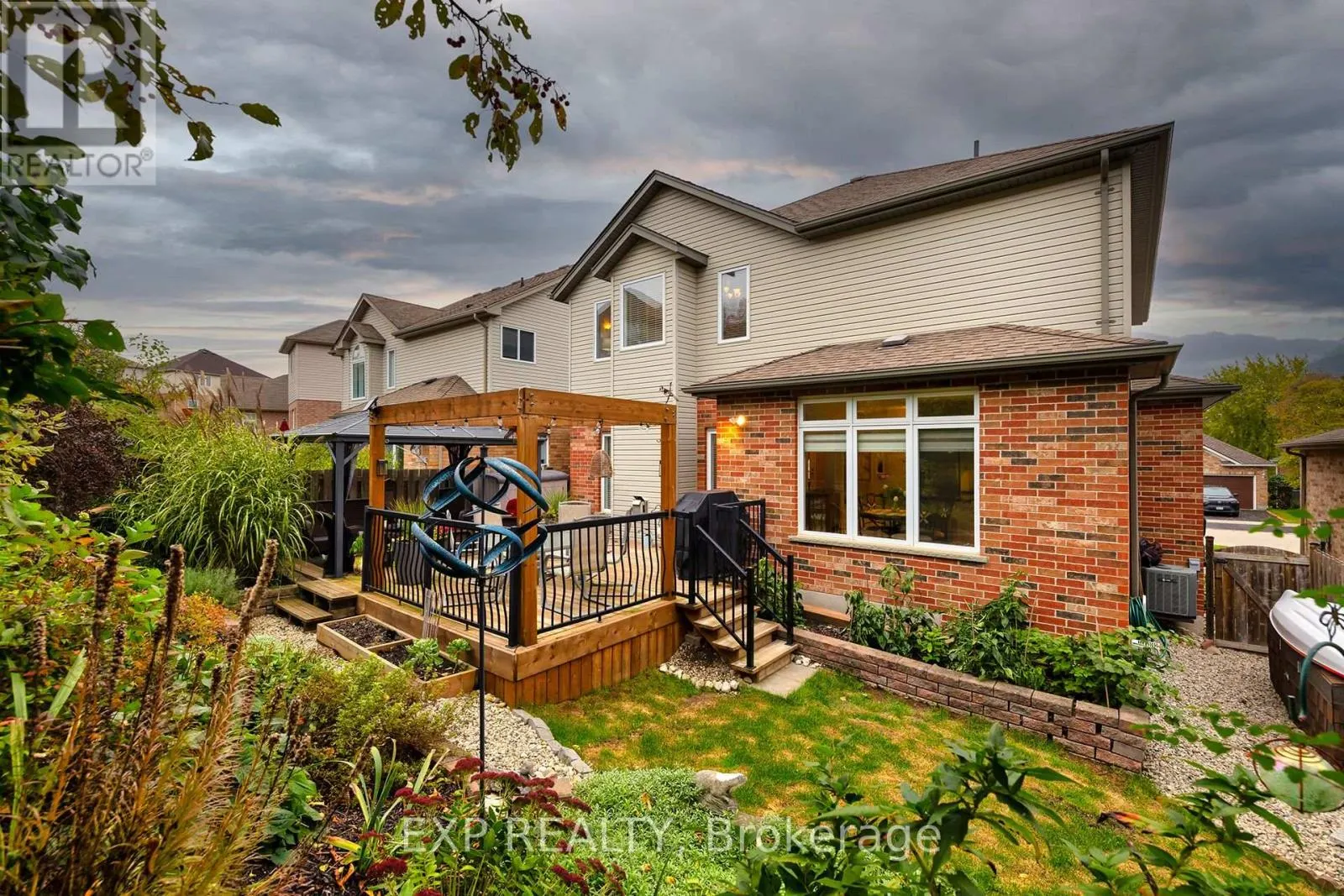 679 SALZBURG DRIVE