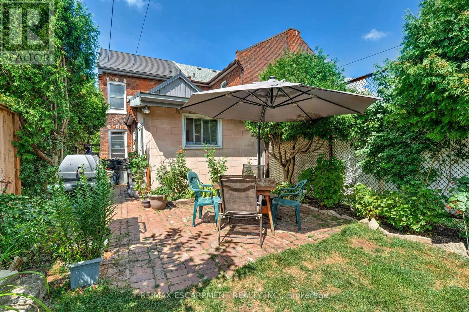 132 FERGUSON AVENUE N