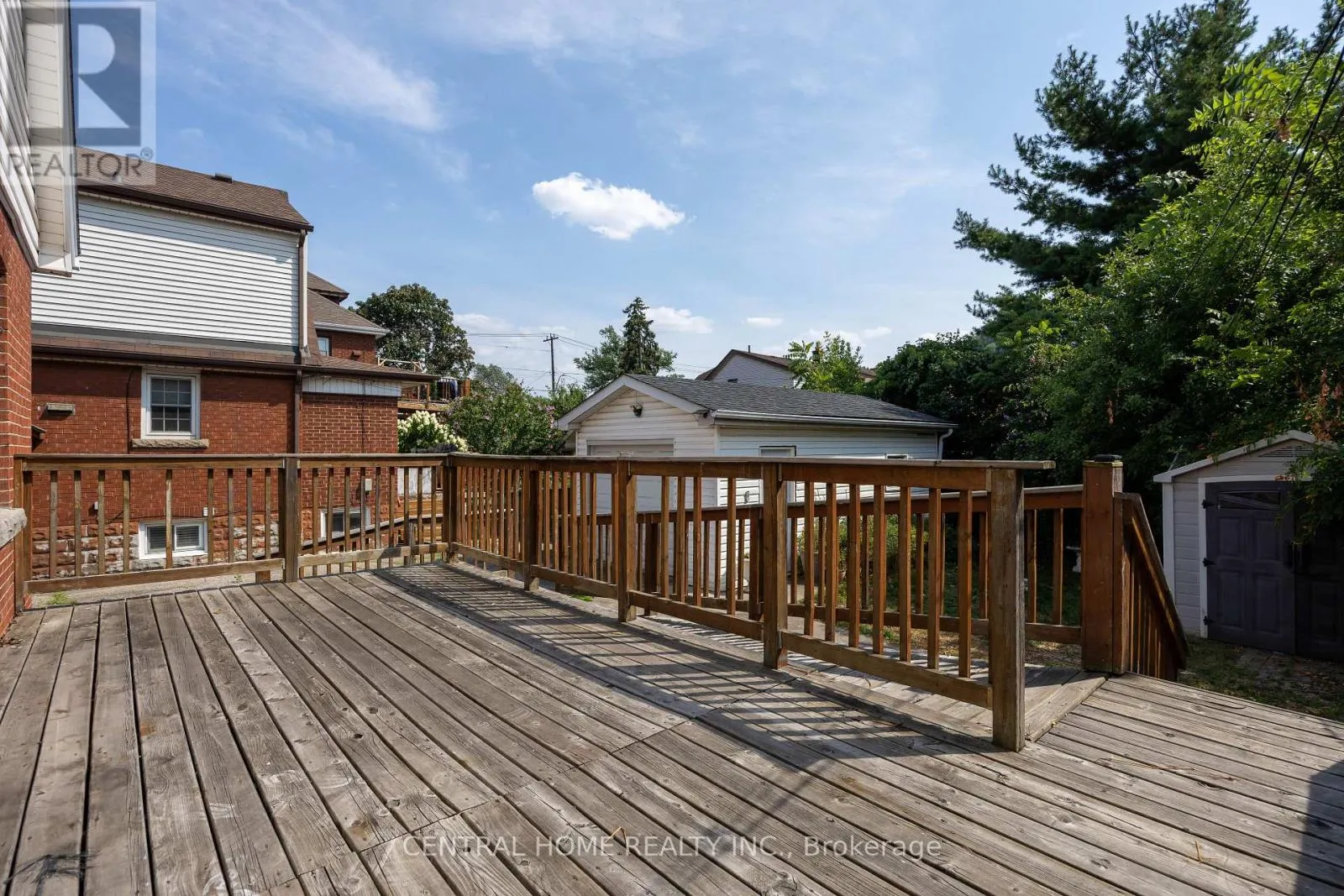 1650 KING STREET E