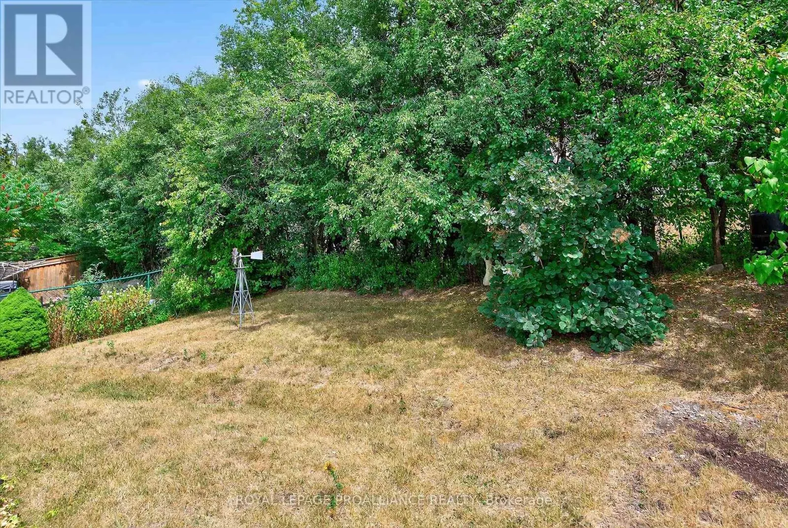 337 BIANCO CRESCENT