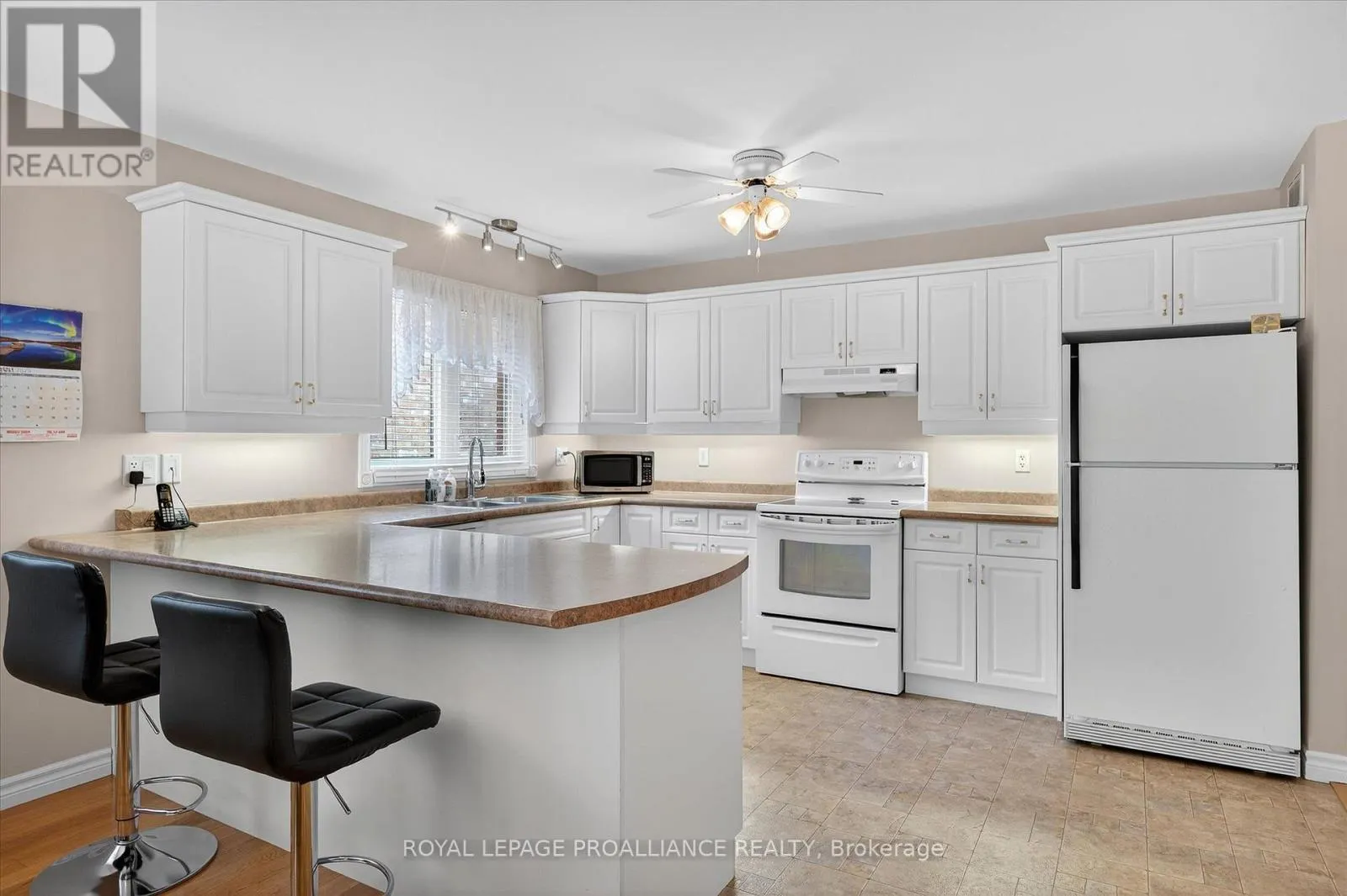 337 BIANCO CRESCENT