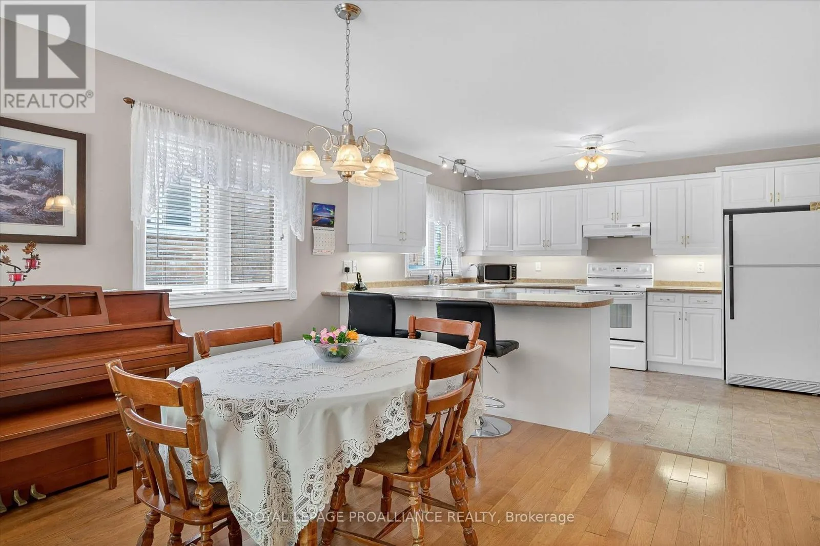 337 BIANCO CRESCENT