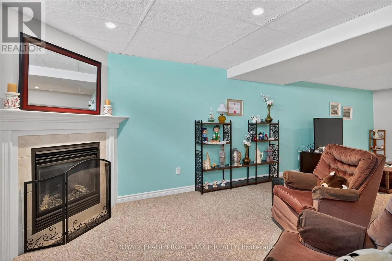 337 BIANCO CRESCENT