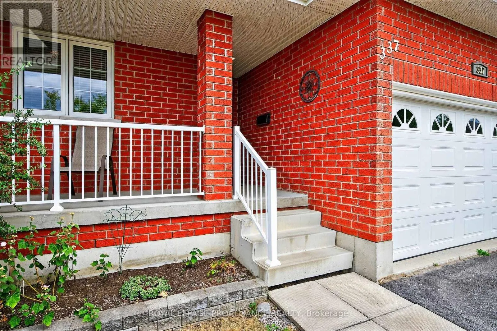 337 BIANCO CRESCENT