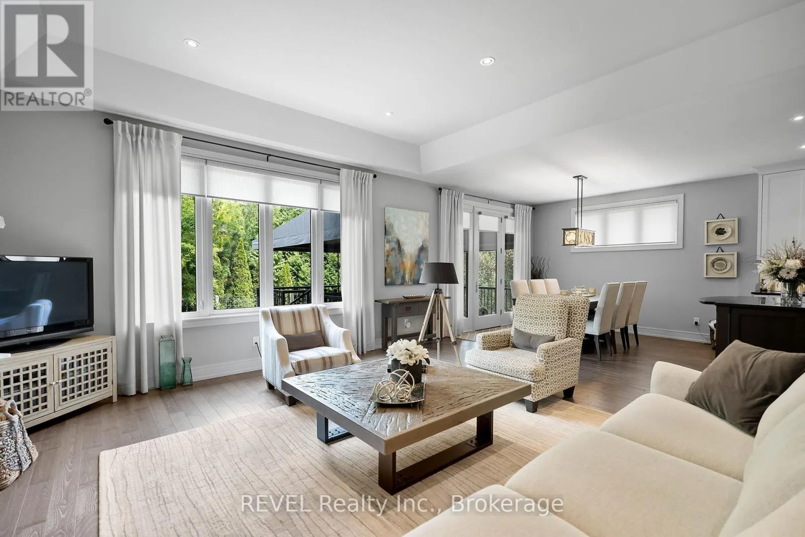 2 TULIP TREE ROAD