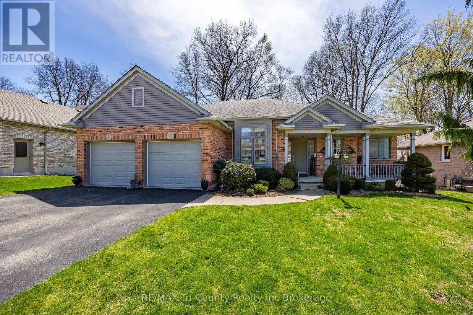 11 WOODSIDE DRIVE