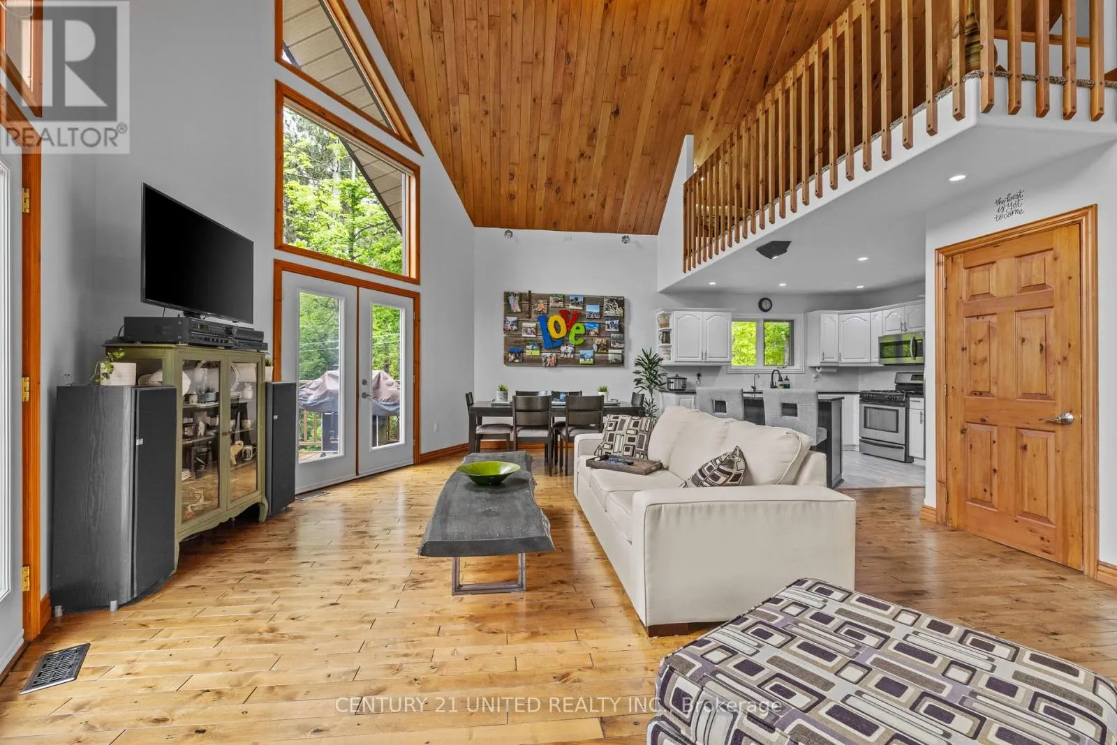 113 SUGARBUSH BOULEVARD