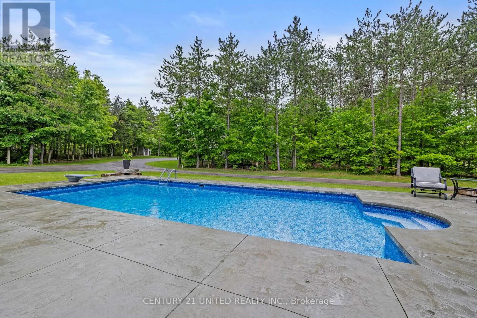 113 SUGARBUSH BOULEVARD