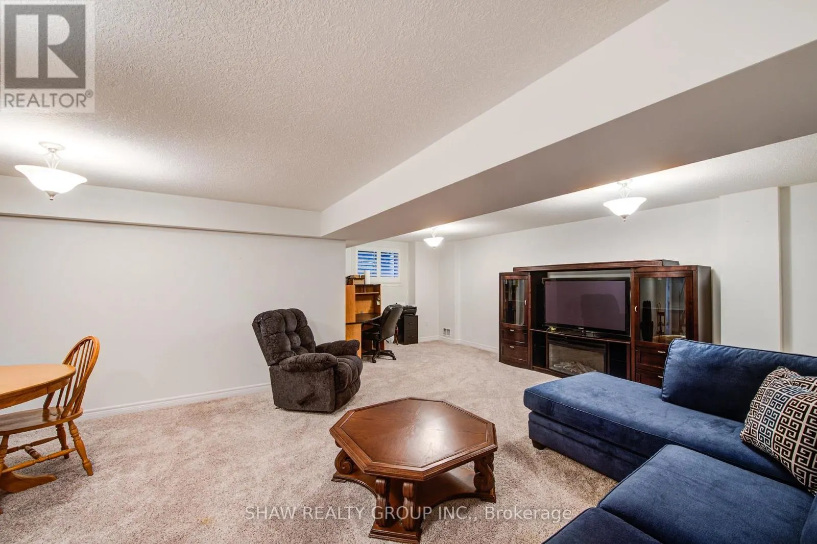 603 FOX HOLLOW COURT