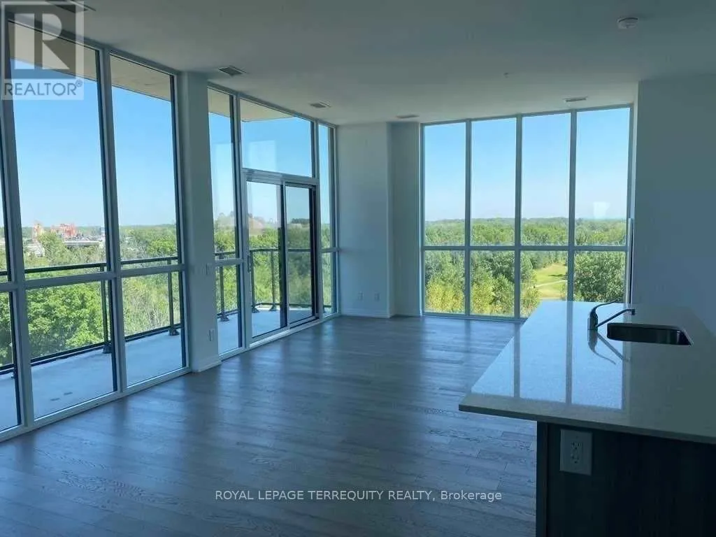 902 - 7711 GREEN VISTA GATE