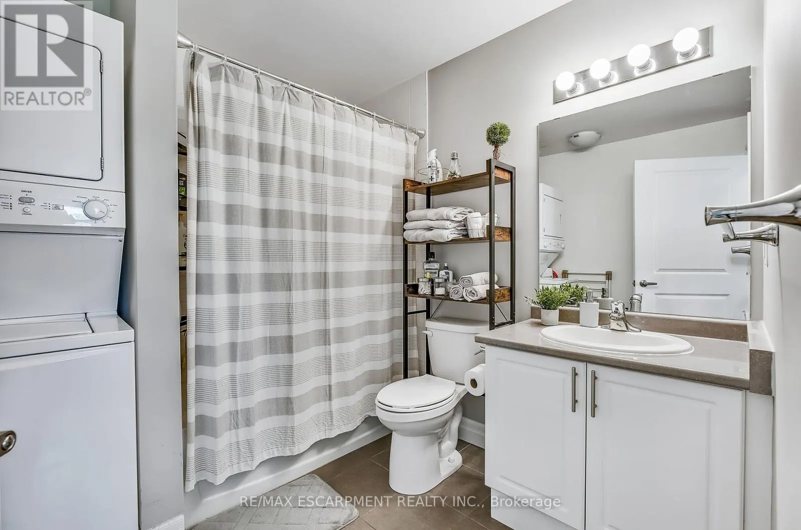 514 - 125 SHOREVIEW PLACE