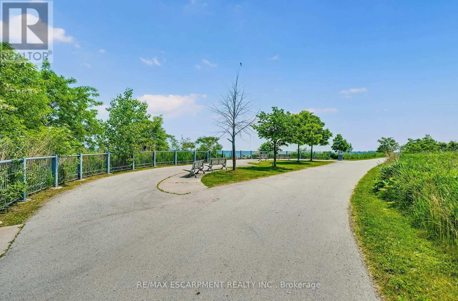 514 - 125 SHOREVIEW PLACE