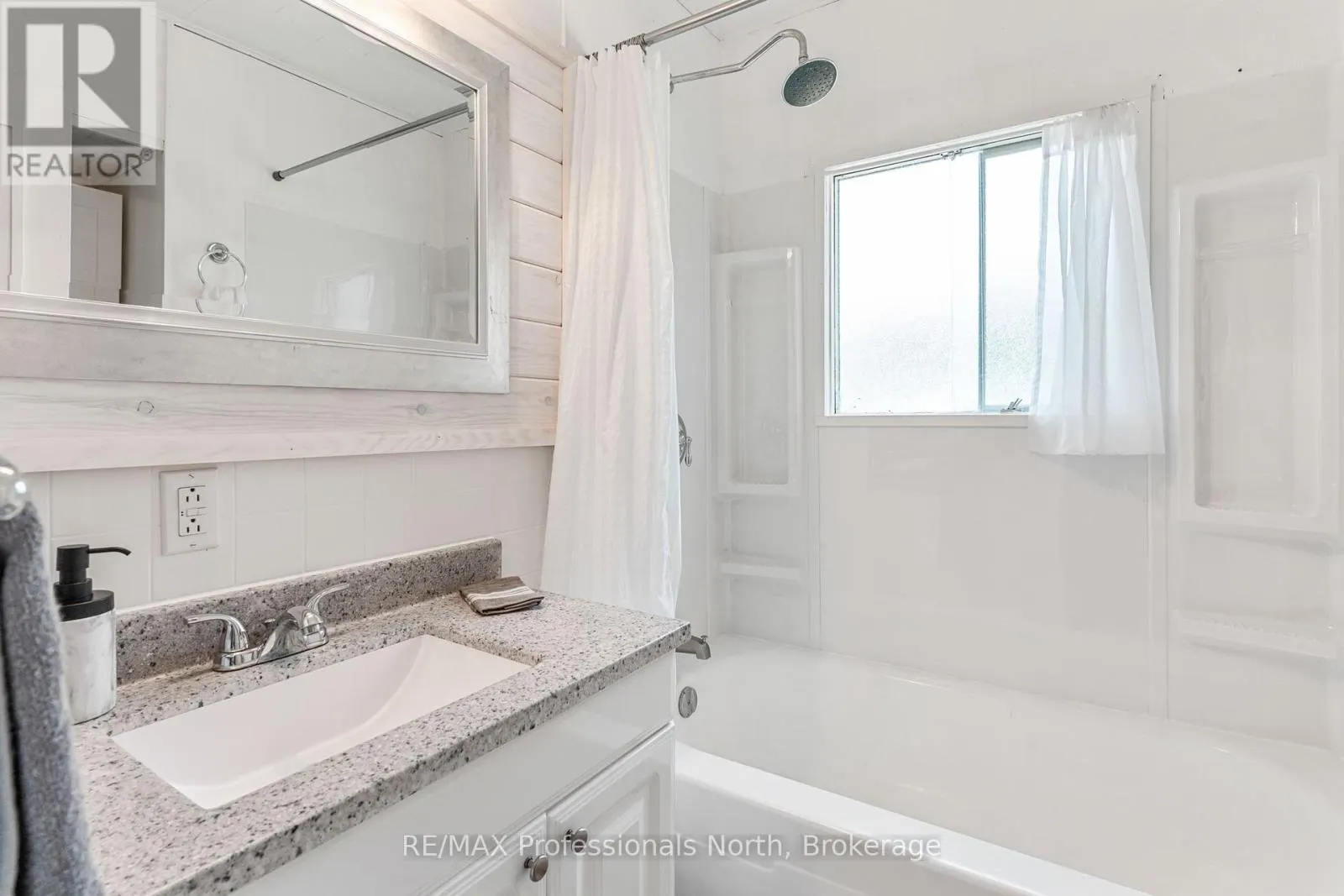 3866 DEEP BAY ROAD