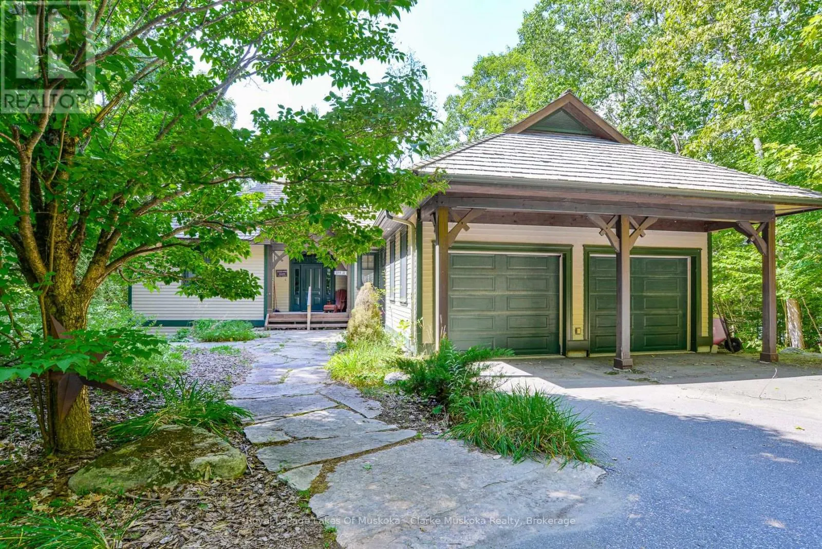 45 ESTATE DRIVE
